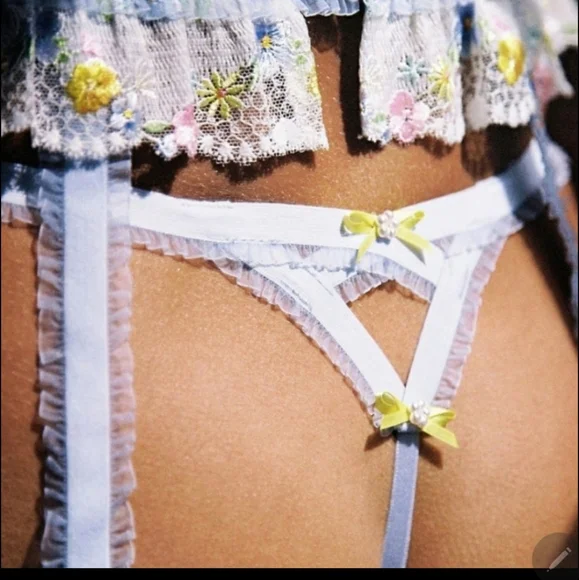 For Love & Lemons Paloma 3pc SET Bra, Thong & Garter